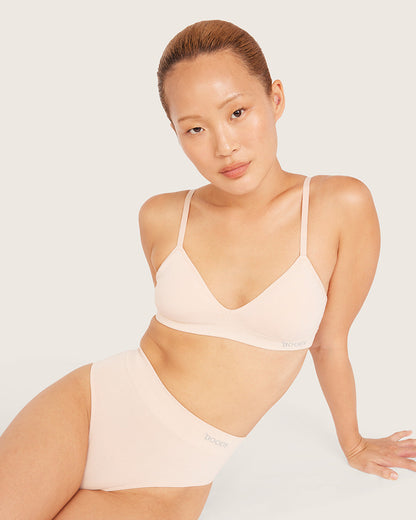 Wireless T-Shirt Bralette - Shell